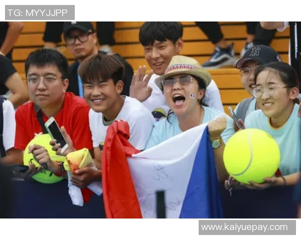 杨静独家分享网球心得与技巧助你提升球技的秘密大公开